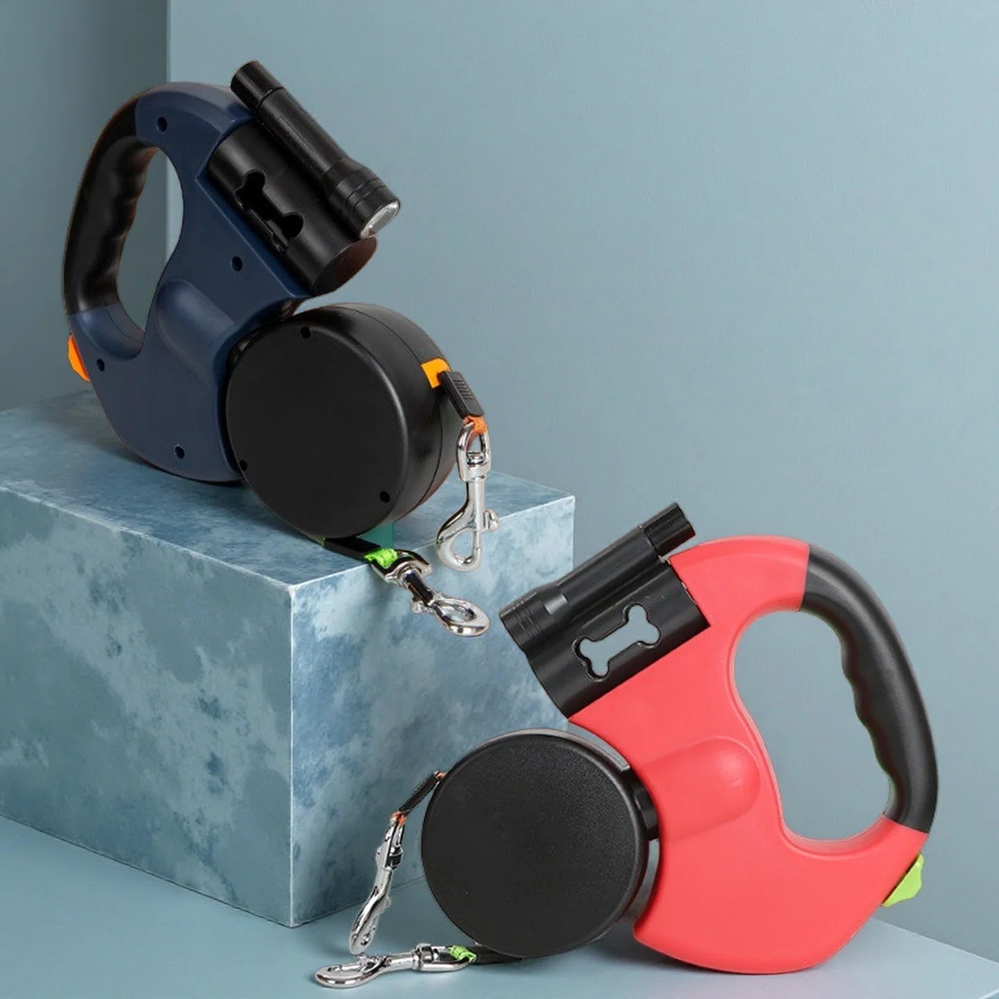 Retractable Dual Dog Leash with LED Light 360 Swivel No Tangle Independent Braking 3M Reflective Leads for Dogs